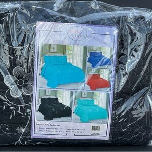 Luxury 3PCS bedspread/Quilt set, Queen size, brand New, Black color